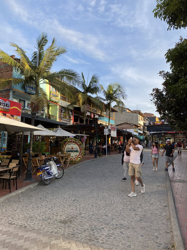 Exploring creative heart of Medellín means jaw-dropping views!