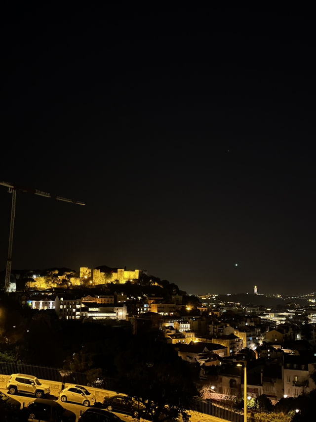 🏰 Lisbon: History, Hills & Scenic Streets