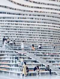 在天津濱海一個深受文藝青年喜愛的圖書館
