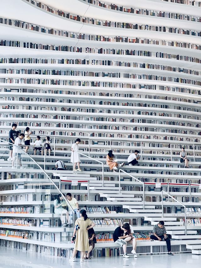 在天津濱海一個深受文藝青年喜愛的圖書館