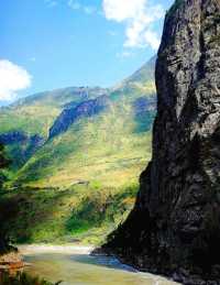 一條世界級的峽谷，無數美景容納其中——怒江大峽谷
