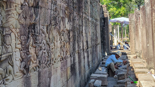 中國援助項目-王宮遺址，群象台、十二生肖塔