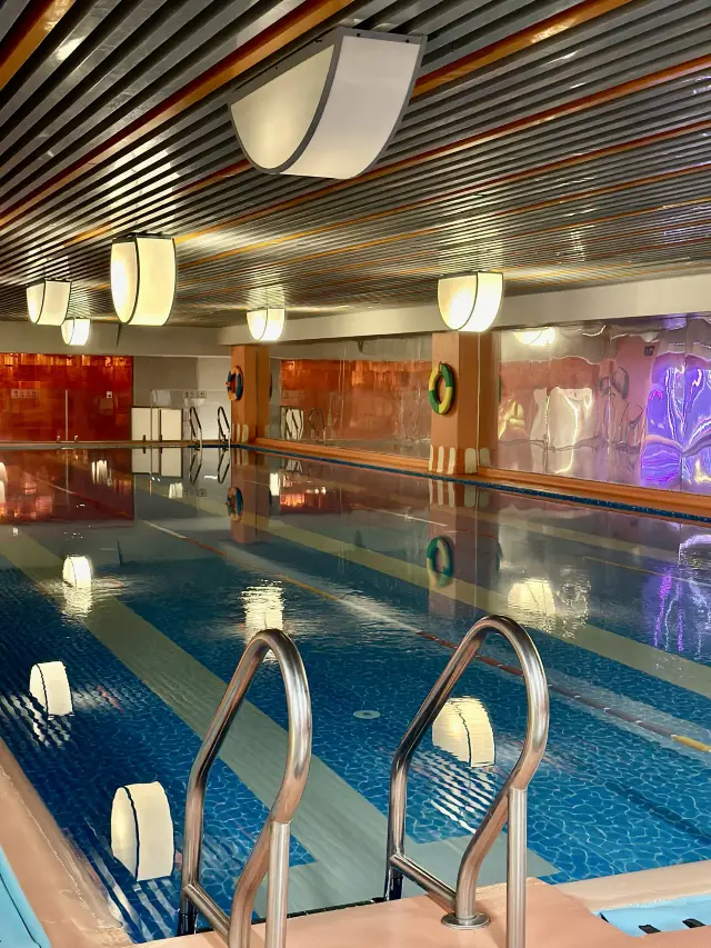 This must be the ceiling of Xi'an hot springs bathhouse