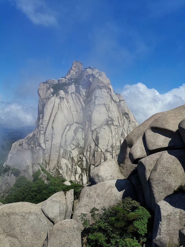 天柱山：自然奇觀與人文勝景的完美交融