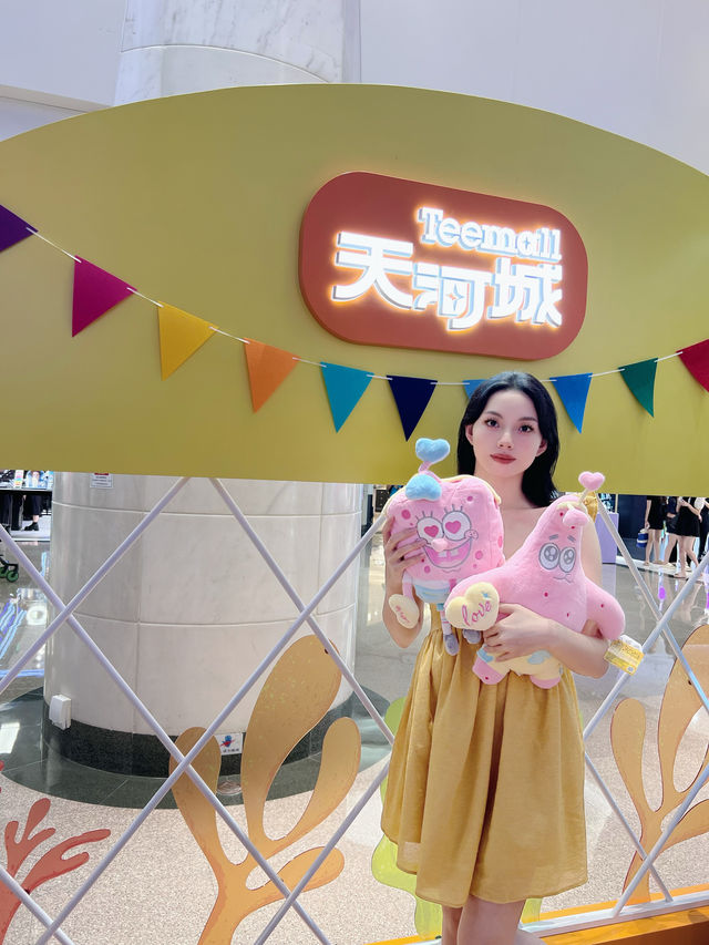 廣州天河城驚現「巨型沙堡」海綿寶寶像