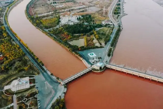 Explore the soul of the Yellow River and witness the magnificent spectacle of the Sanshenggong Water Conservancy Scenic Area