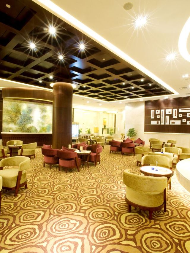 🏨✨ Anhui's Hidden Gem: Changjiang International Hotel 🌟