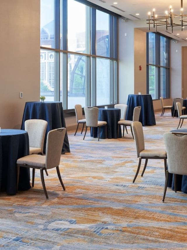 🌟 Indy's Westin Wonders: Cleanliness & Comfort 🛏️✨