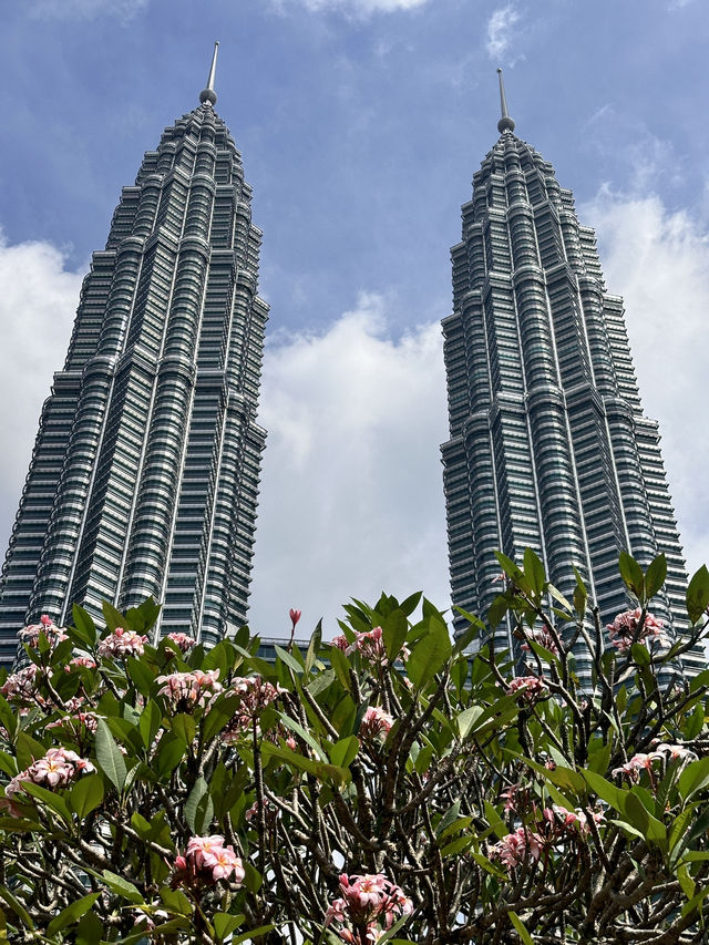 A stunning city centre park surrounded by iconic landmarks, KLCC Park