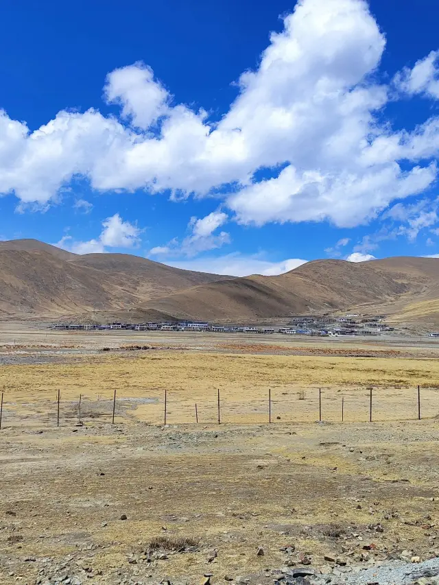 4-Day Itinerary for Nyingchi, Yamdrok Lake, and Namtso Lake