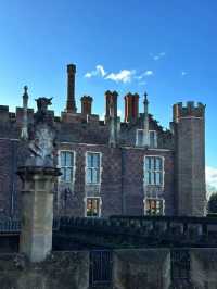 the Hampton Court Palace