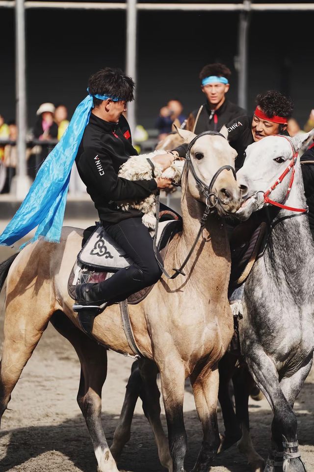 太激動!太熱血沸騰了!家人們,去烏魯木齊一定要去這個地方! 太激動!太熱血沸騰了!家人們,去烏魯木齊一定要去這個地方!