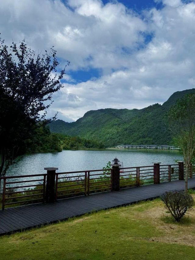 韶關乳源藍山源嶺南東方溫泉酒店，溫泉酒店天花板，超級享受體驗