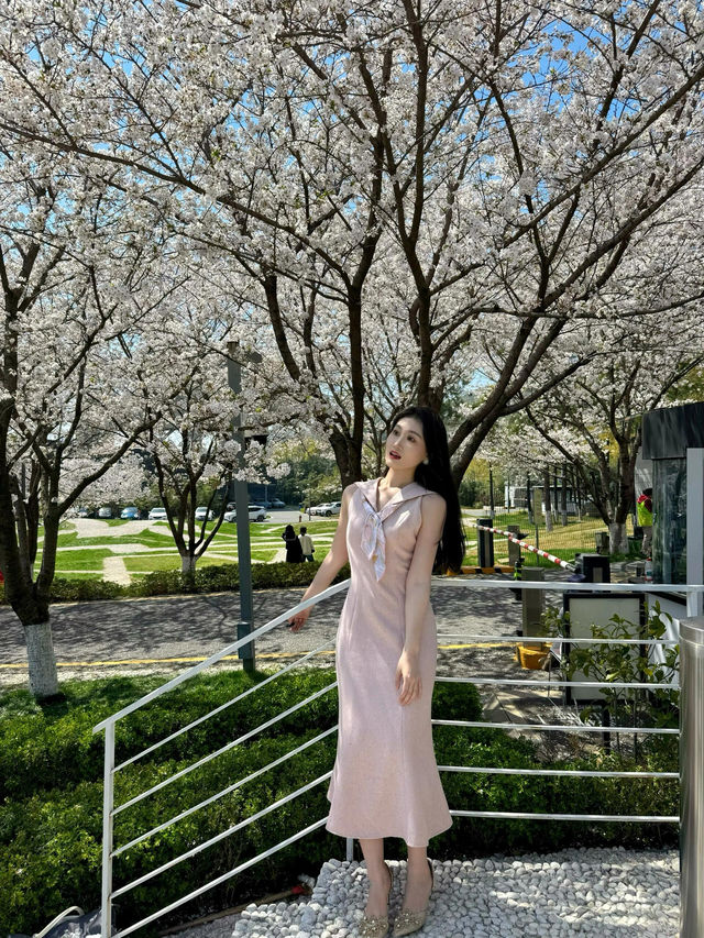 四方當代美術館｜人少景美！