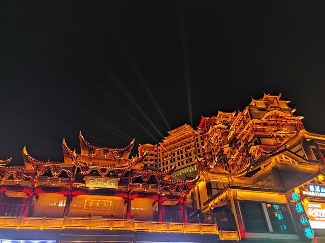 土家族嘅布達拉宮”--72奇樓