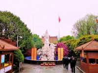 Changsha's Sacred Sanctuaries: Where History Whispers from Ancient Halls
