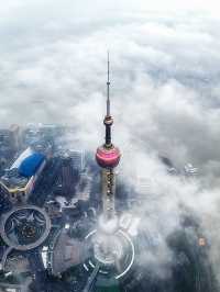 Shanghai’s Stunning Skyline: Top 10 Viewing Spots! ✨