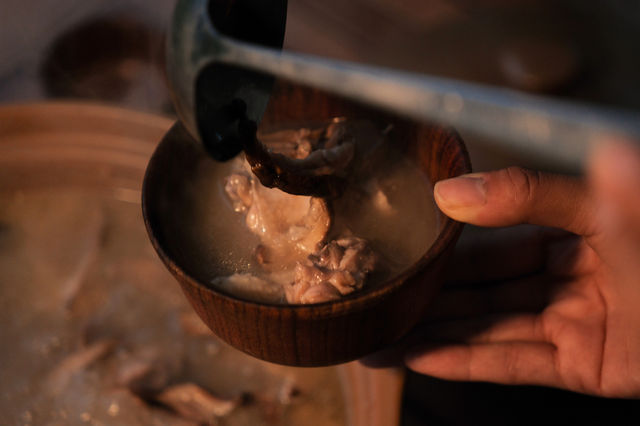 無底湖神仙酒店