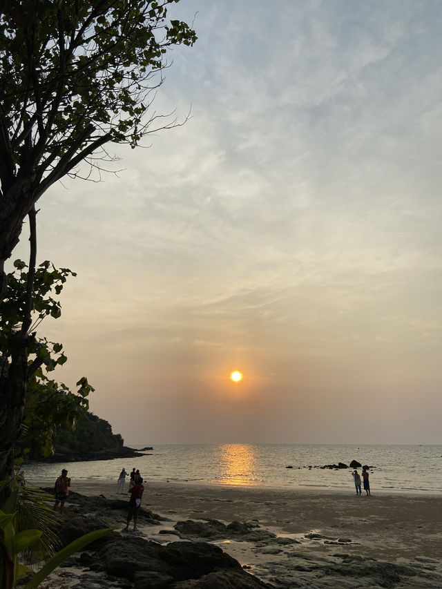 ติดหาดไปเลยสิค้าบ ว้าวว้าวว้าวเลย