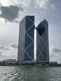 滴水湖坐船睇日落！臨港獨有嘅浪漫～