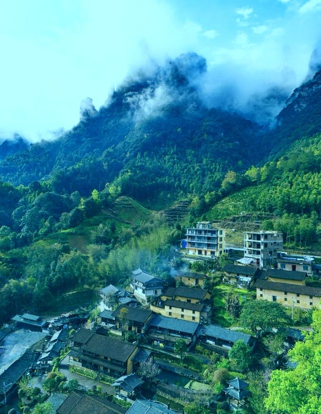 瑤族秘境  大瑤山盤王界  人均200 玩轉神話之境！