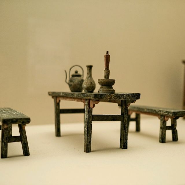 Timeless Elegance – Ming & Qing Furniture at Shanghai Museum 🪑✨