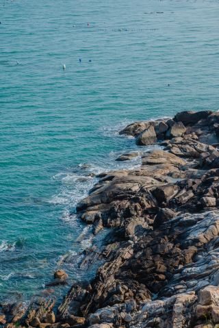 샤먼보다 조용하고 싼 훌륭한 보물섬이 여기 있습니다