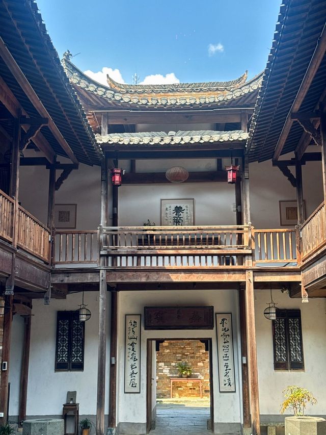 住進300歲的清代三品官宅，這才是我想要的「歸園田居」