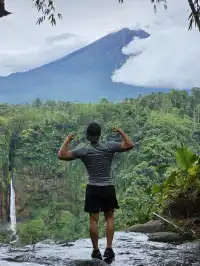 藍棉瀑布 火山雲海與雨林瀑布 被真誠打動