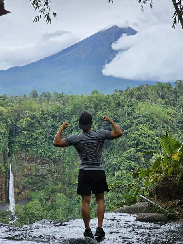 藍棉瀑布 火山雲海與雨林瀑布 被真誠打動 藍棉瀑布 火山雲海與雨林瀑布 被真誠打動