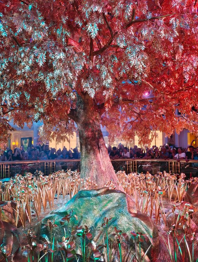 電影控必打卡！《捕風追影》澳門取景地·永利皇宮黃金發財樹攻略