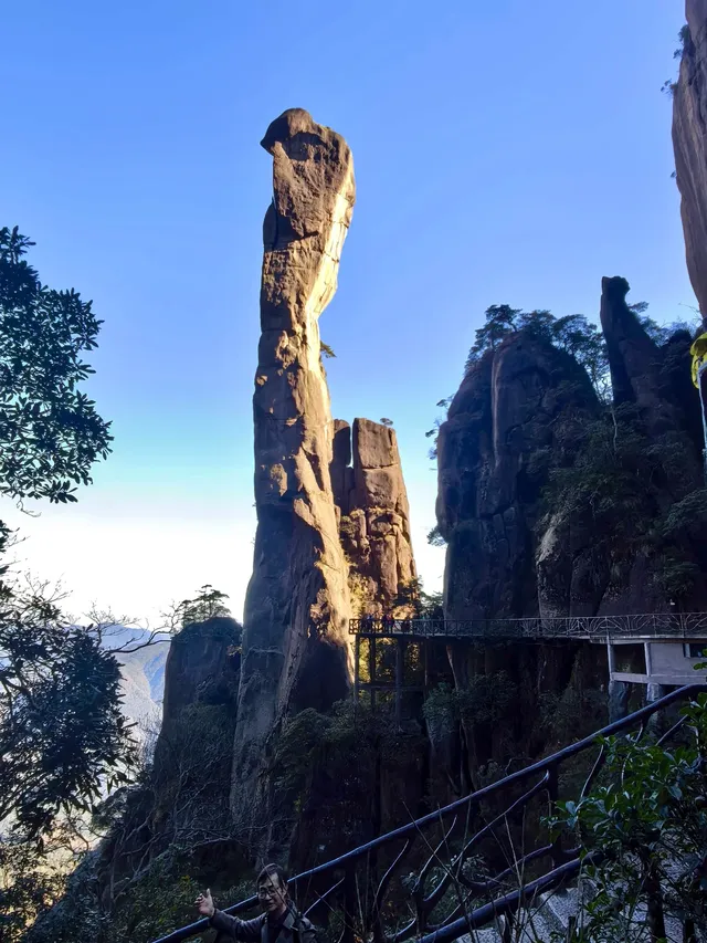 三清山媲美黃山 三清山媲美黃山