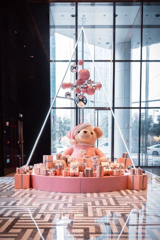 Stay at Suzhou Niccolo for Christmas! The pink romance is so touching