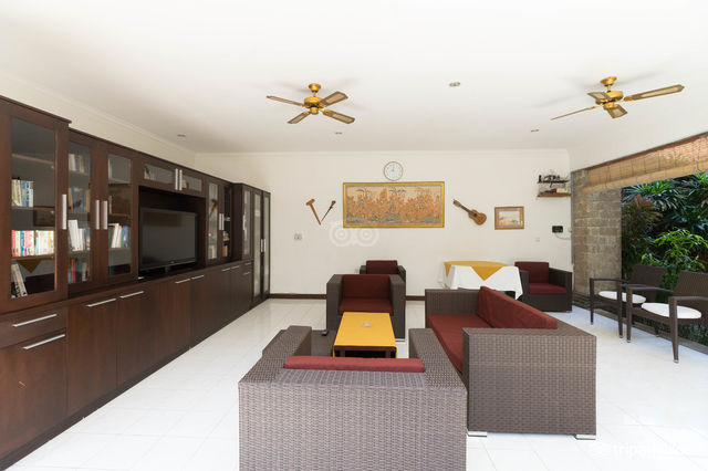 在薩努爾,體驗坦木卡米的悠閒時光✈️🌴
位於薩努爾的坦木卡米飯店,地址為Jln. Danau Ta 在薩努爾,體驗坦木卡米的悠閒時光✈️🌴
位於薩努爾的坦木卡米飯店,地址為Jln. Danau Ta