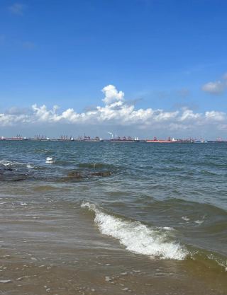 High-speed rail access available! This quiet and pristine island in Guangxi is less crowded and boasts beautiful scenery in December!