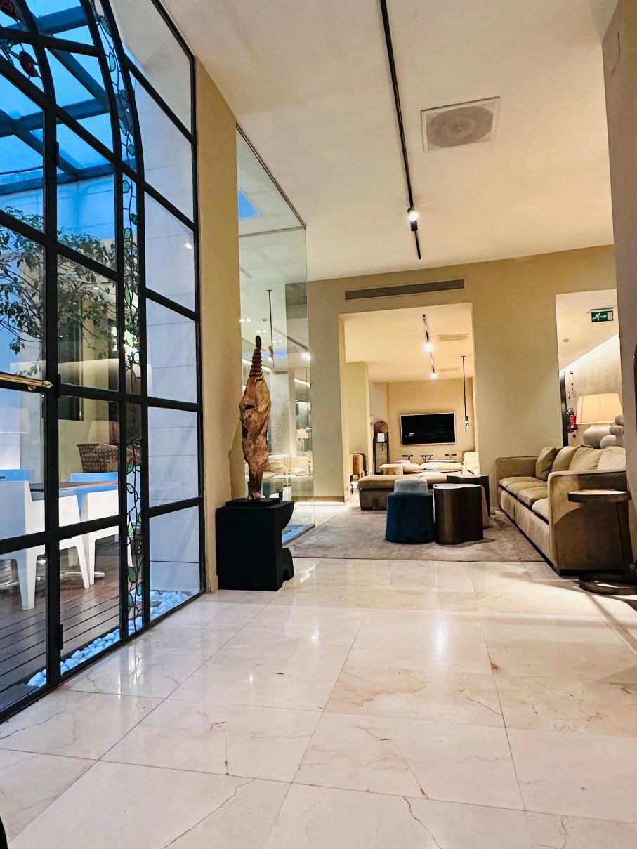 Well-Located Hotel with Great Service
