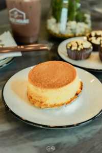 BACK HOUSE CAFE’ 