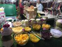 Floating Market in the mall - Icon Siam 🛕
