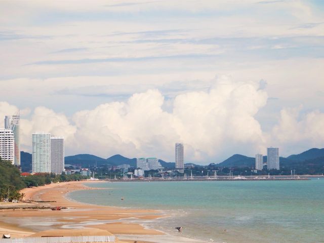 เที่ยวหาดนาจอมเทียน ชลบุรี 🌴🌴
