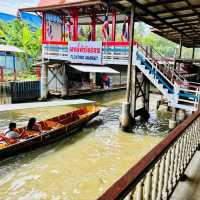 Great Experience Floating Market in Bangkok