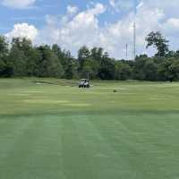 貼近海洋附有沙灘鄰近golf course的度假酒店