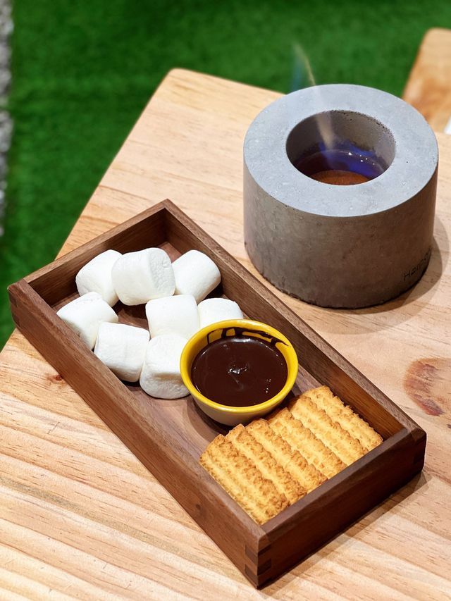 旺角豪華露營主題餐廳