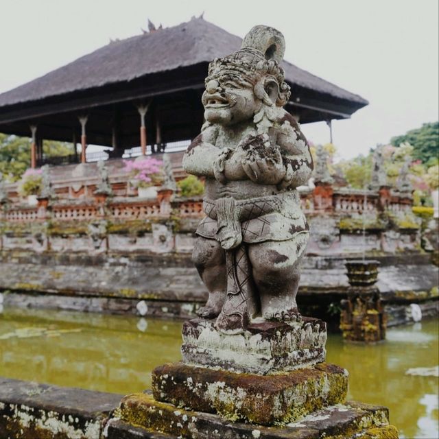 Kertha Gosa, Bali