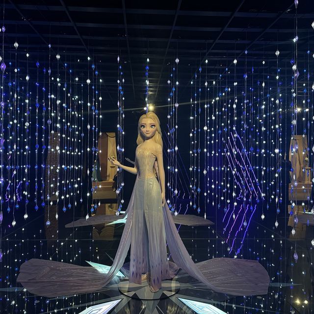 Frozen Exhibition at Disney100 Village 