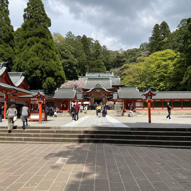 鹿児島「霧島神宮」神話と霊験あらたかな由緒ある国宝に指定された神社