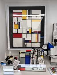 홍콩 K11 뮤제아 MoMA 디자인 스토어