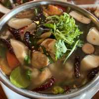 คาเฟ่ ร้านอาหาร ที่พัก ครบจบในที่เดียว