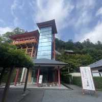 有電梯搭的𧙗德稻荷神社