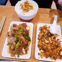 一副高攀不起的餐廳～人均只係30！酸菜魚辣椒炒肉都有齊！