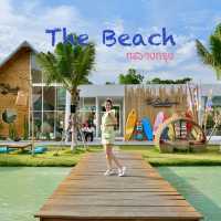 The Beach กลางกรุง คาเฟ่และร้านอาหารฟีลทะเล 